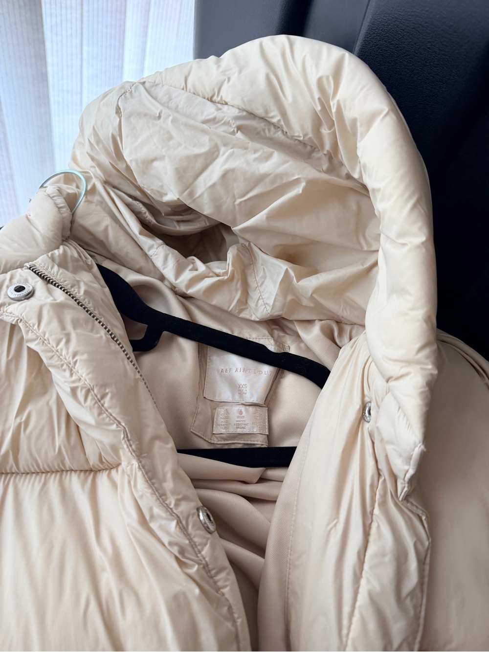 Abercrombie and Fitch Air Cloud Long Puffer - Picture 7 of 7